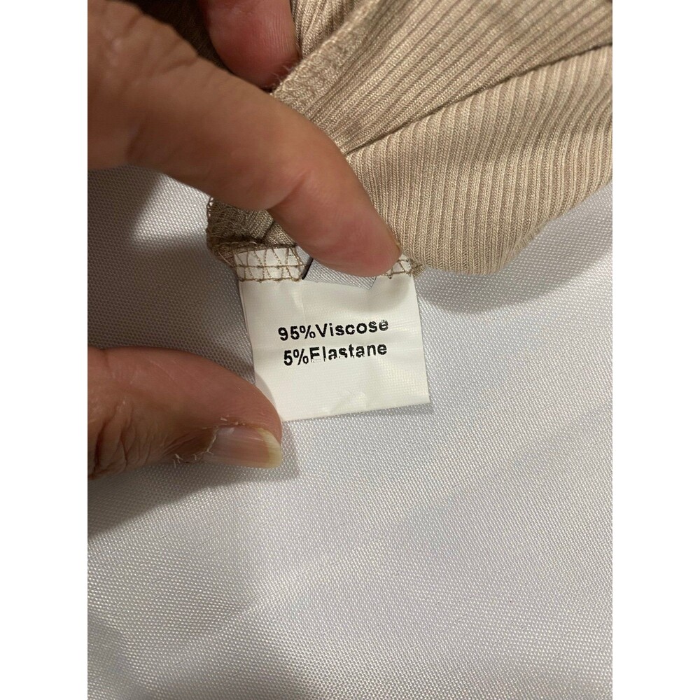 NWT Quinsen Womens long flowy figure- hugging maxi dress in neutral beige size M - Picture 10 of 12